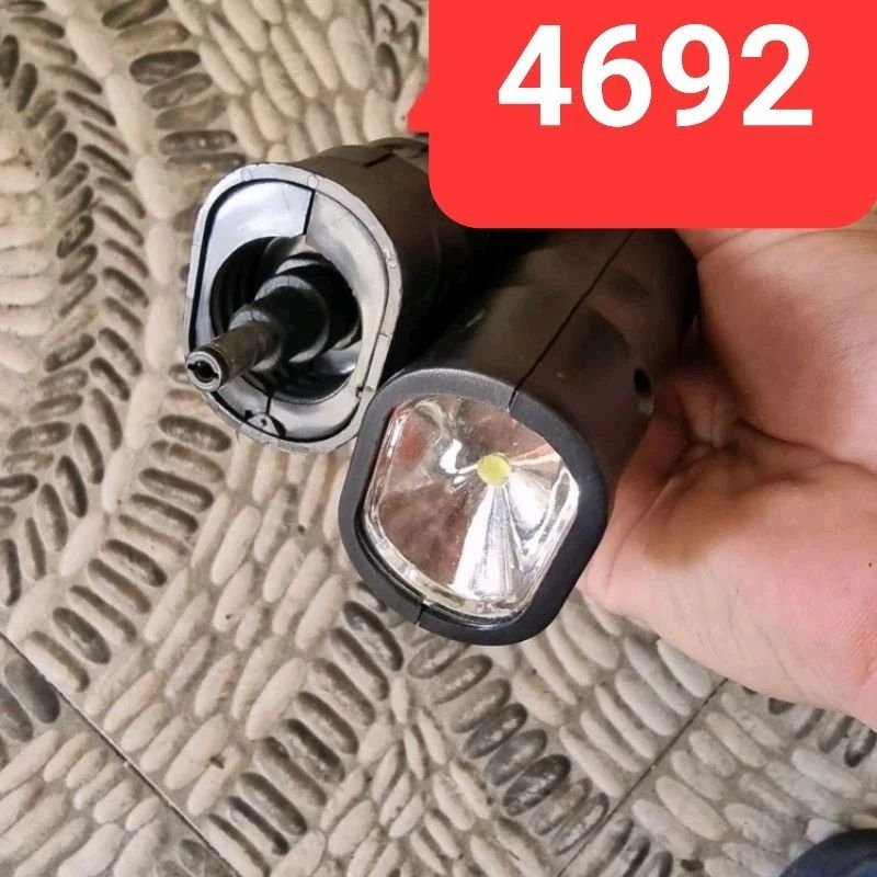 2 đèn pin mini kèm mạch sạc không có pin (4692)