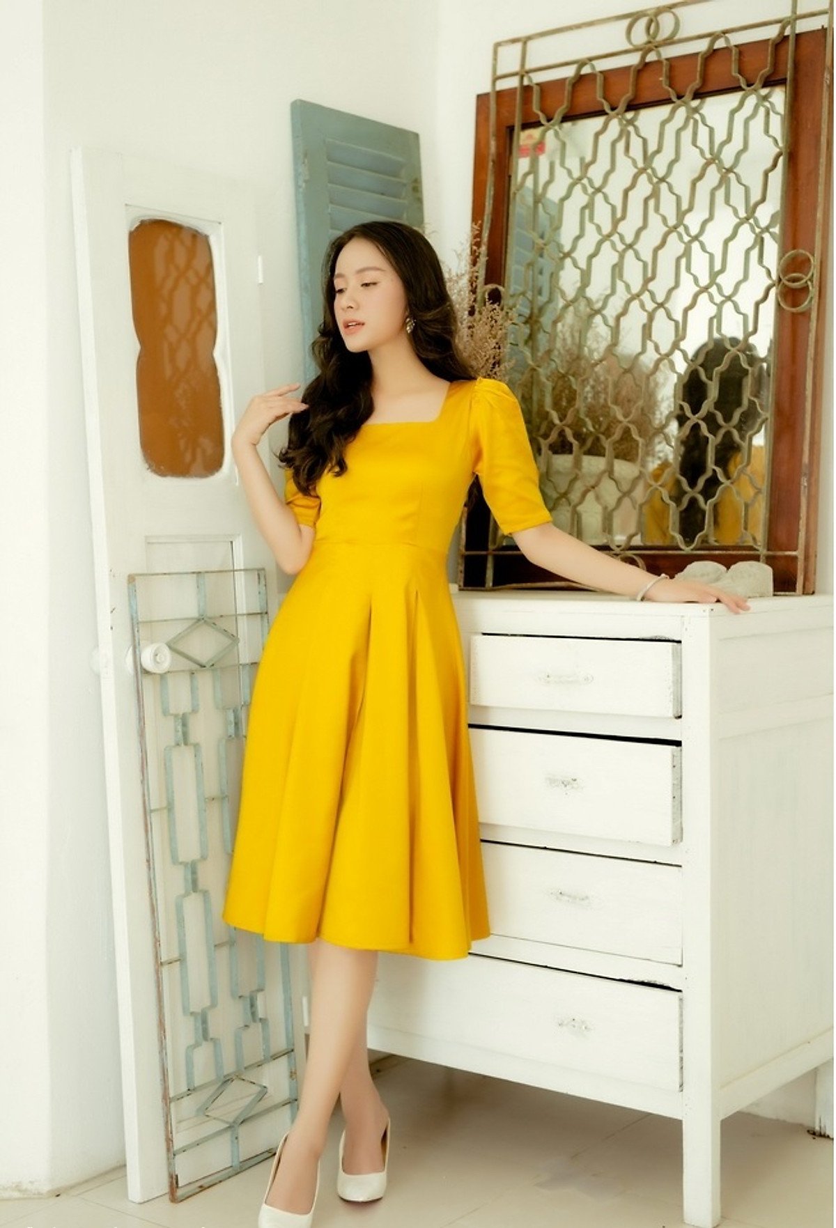 ĐẦM XÒE CỔ VUÔNG TAY LỞ