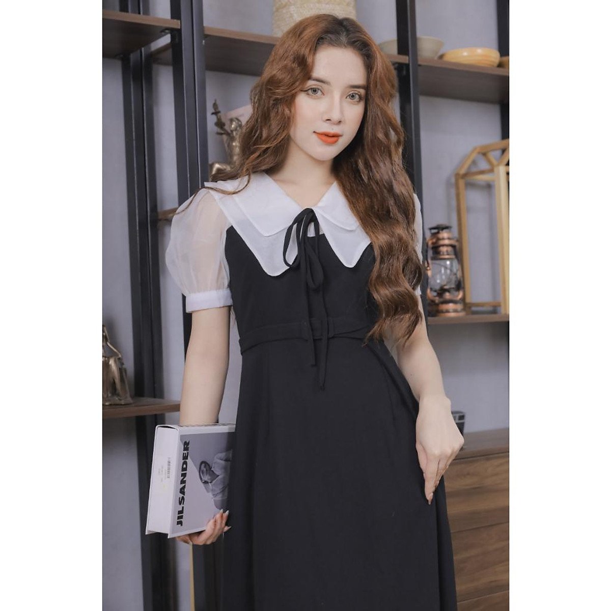 Váy Nữ Cổ Phối Tơ Voan Màu Đen 23V037 Pi Style