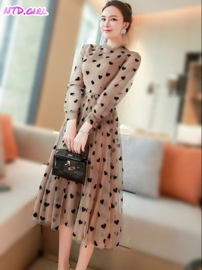 Hàng nhập - Đầm dáng xòe ren lưới họa tiết trái tim, váy Quảng Châu tay dài cổ tròn xinh xắn