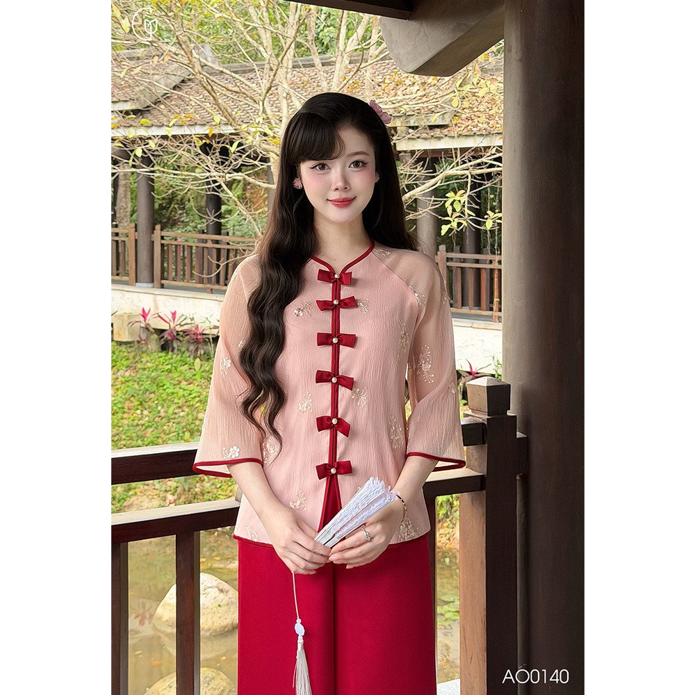 Mẫu thời trang đi lễ đẹp