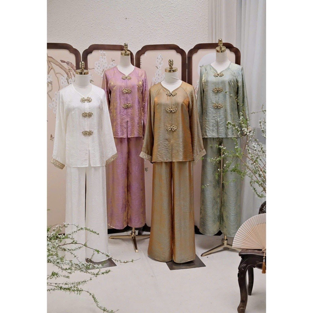 Pháp phục gấm tencel ánh kim nút cài vàng Kim An mới nhất 2026