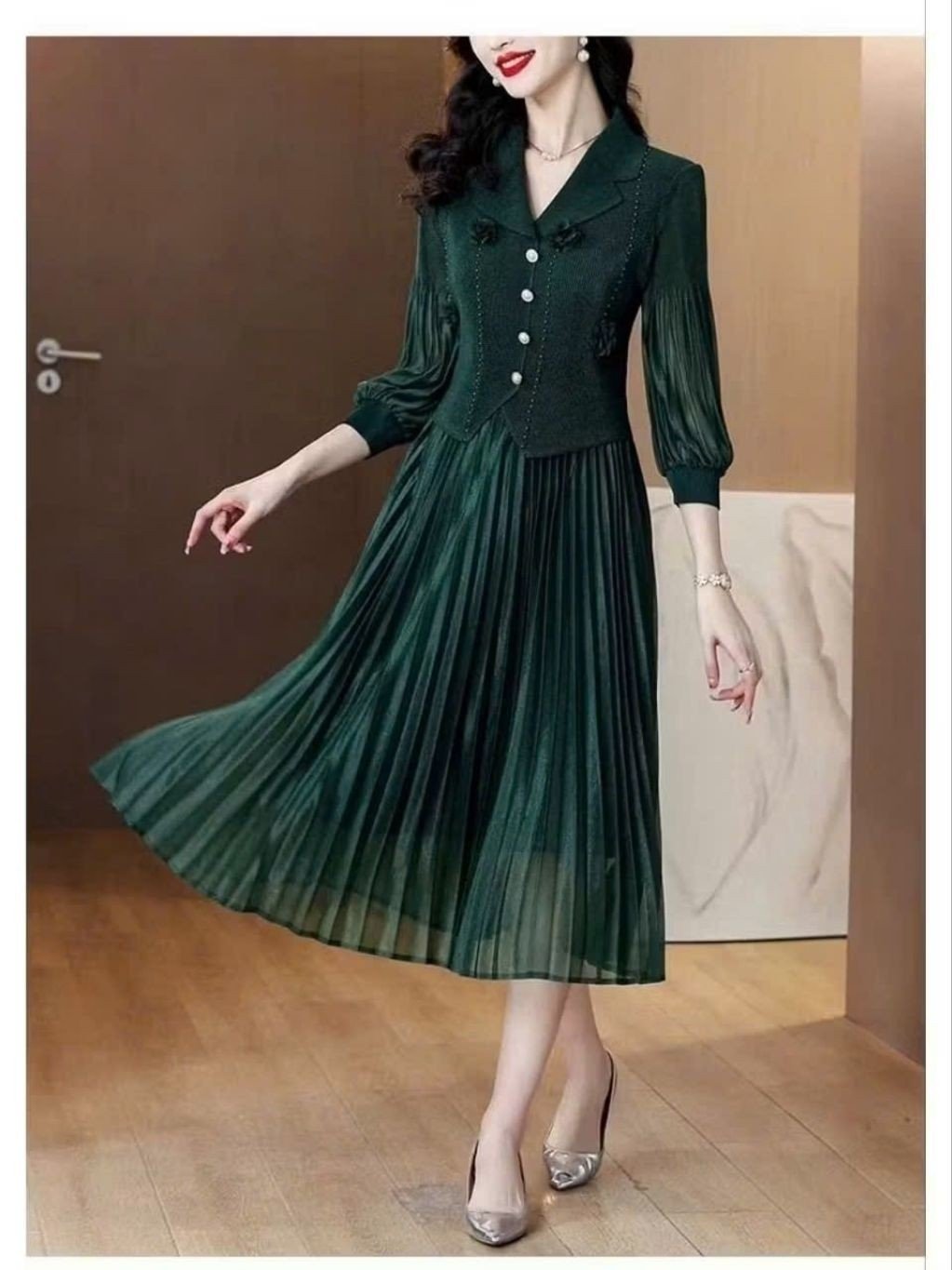 Hàng nhập - Đầm dáng xòe lụa xếp li free size tay dài cổ vest, váy dự tiệc Quảng Châu đính hoa sang trọng