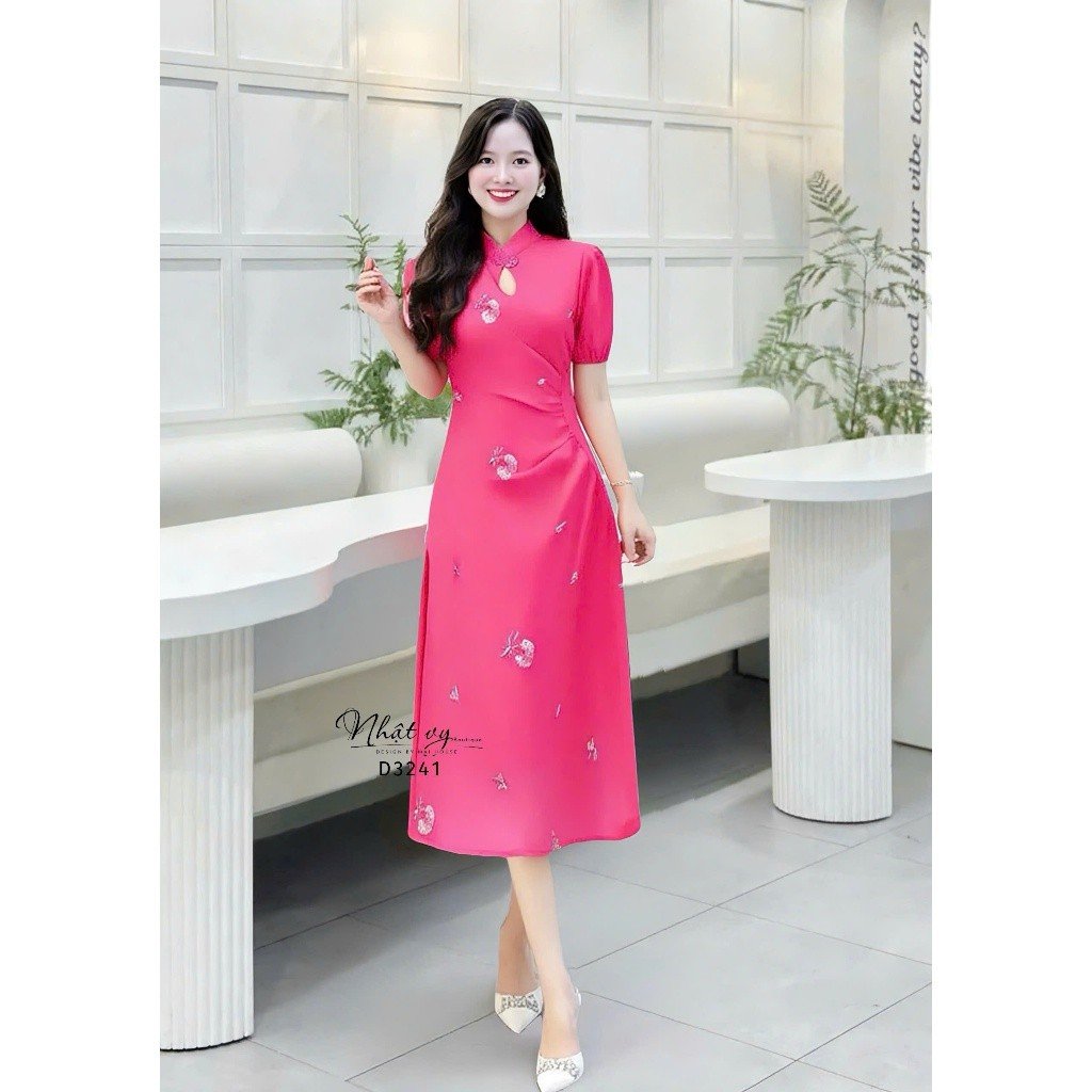 Đầm cổ tàu thêu hoa thiết kế Nhật Vy chiết eo dáng xòe phù hợp đi chơi - D3241