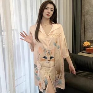 Váy Ngủ Lụa Băng Họa Tiết Hoa Nhí Phong Cách Châu Âu - Thiết Kế Áo Sơ Mi Oversized Thoáng Mát, Chất Vải Mềm Mại Nữ Tính Cho Instagram