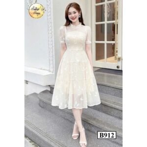 Đầm đi tiệc dáng xòe form dài chất ren thêu hoa sang chảnh Ht972