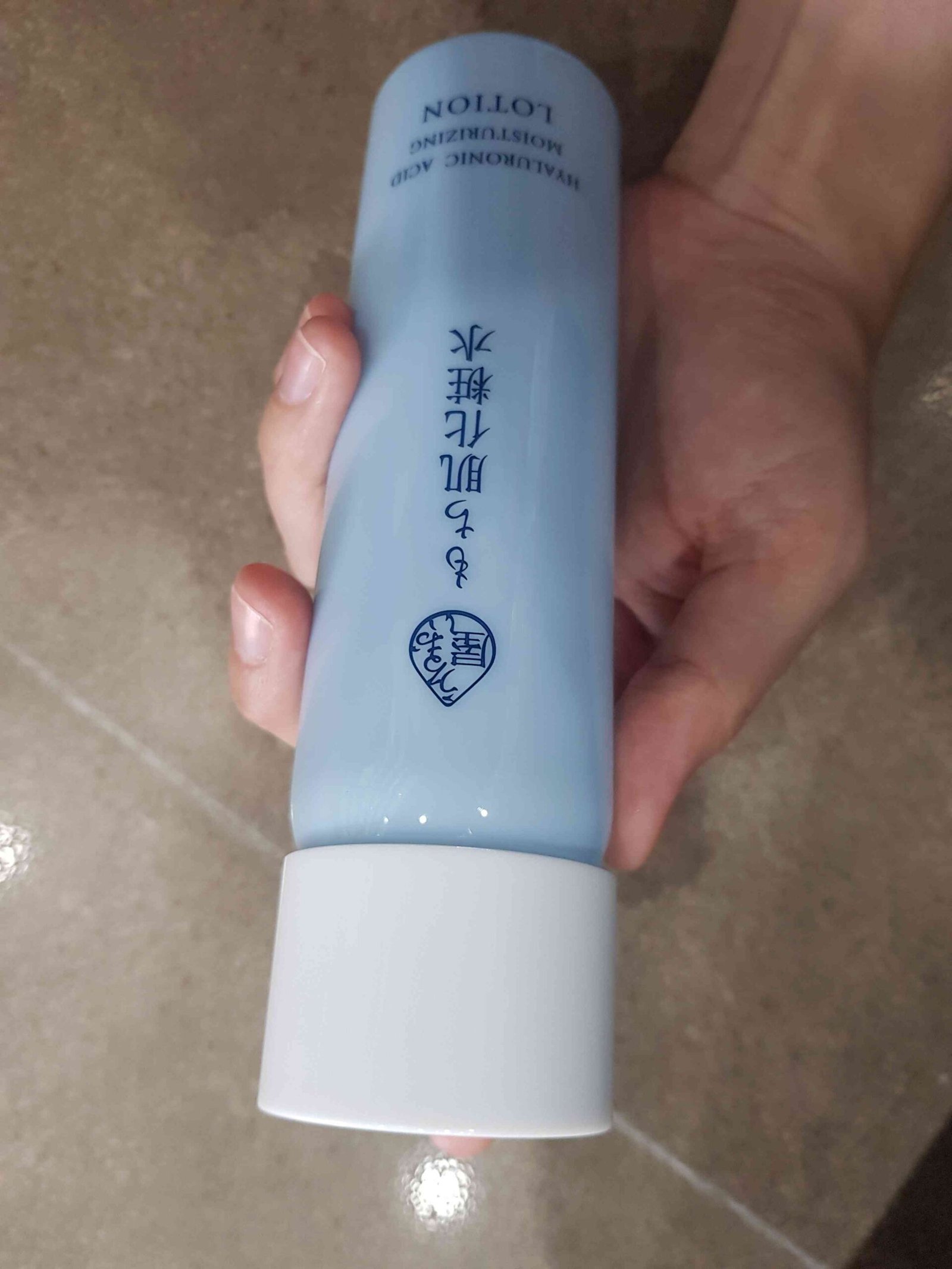Nước Dưỡng Naris Cosmetics Hyaluronic Acid Cấp Ẩm Da 180ml