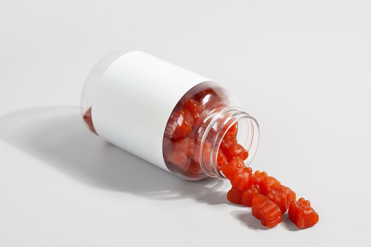 Cận cảnh vitamin tổng hợp dạng kẹo dẻo nhiều màu sắc cho trẻ em