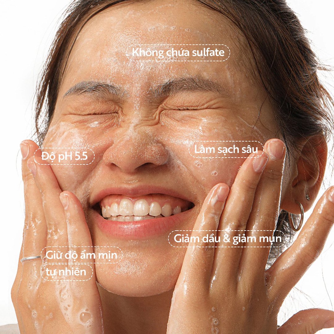 Gel Rửa Mặt Cocoon Bí Đao Giúp Giảm Dầu & Mụn 310ml