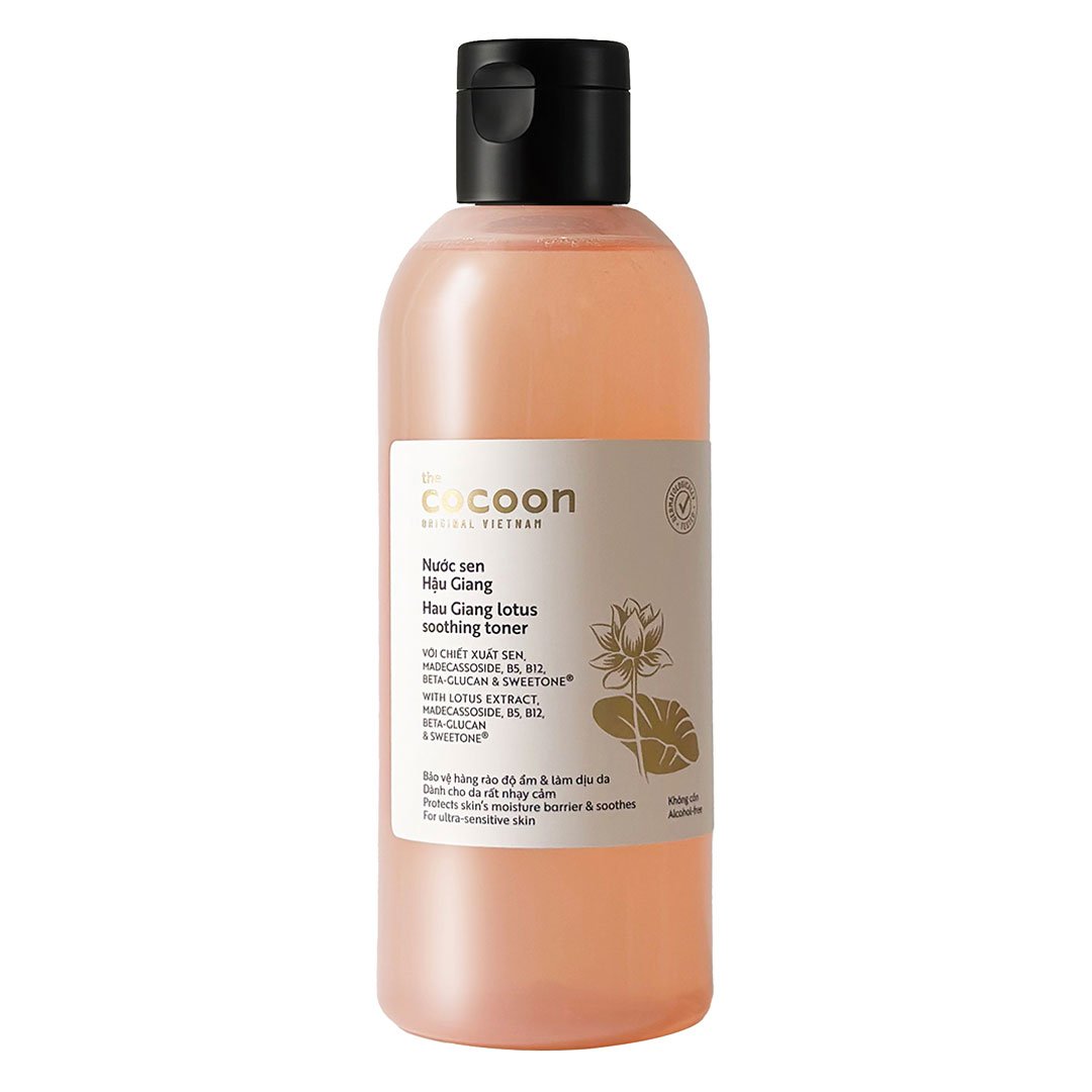 Nước Cân Bằng Cocoon Sen Hậu Giang Làm Dịu Da Nhạy Cảm 310ml