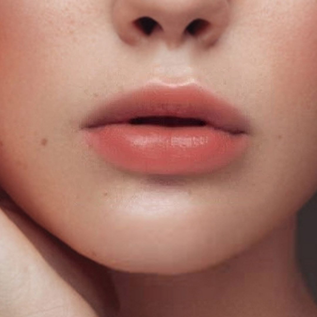 Combo 2 Son Dưỡng Có Màu Vaseline Hồng Cam Êm Dịu 3g